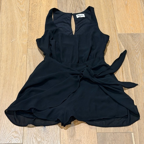 Show Me Your Mumu Romper with Wrap Small - Picture 3 of 8